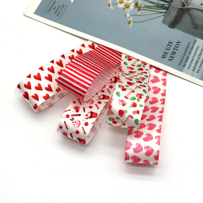 Hearts printed satin ribbon